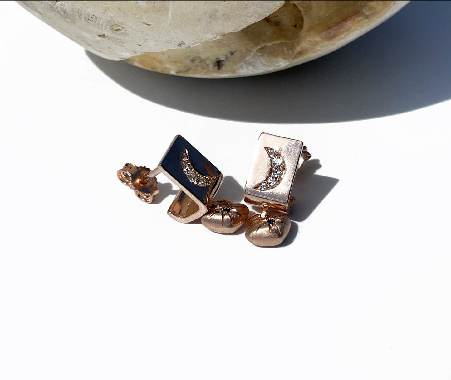 "To the Moon" Sapphires Earrings