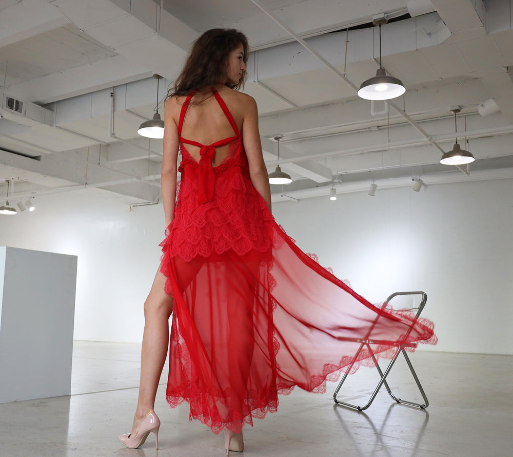 Amore Silk and Lace Red Dress www.joa-diary.com Amore Silk and Lace Red Dress www.joa-diary.com