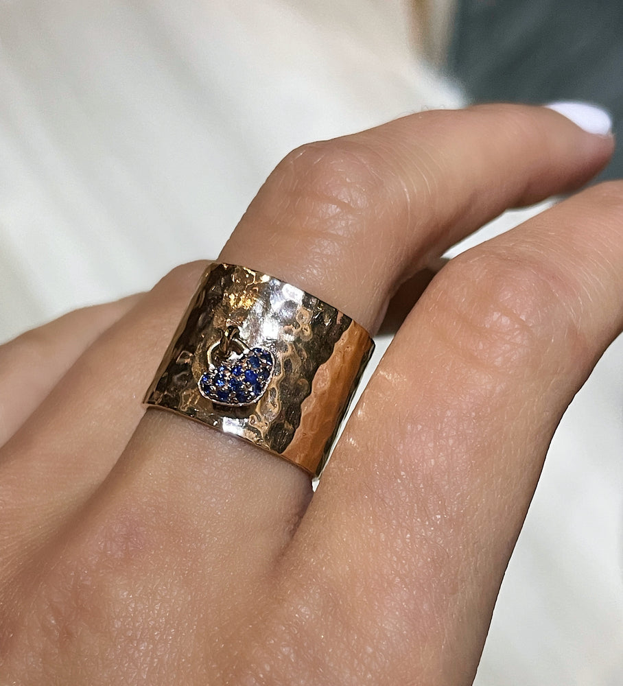 
                  
                    Hammered Ring With Pavé Sapphires
                  
                