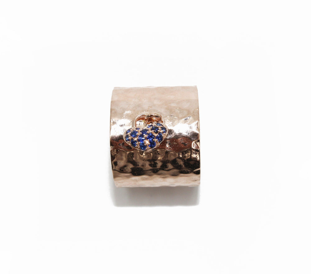
                  
                    "Hammered Love" Ring with Blue Sapphire Heart Lock - www.joa-diary.com
                  
                