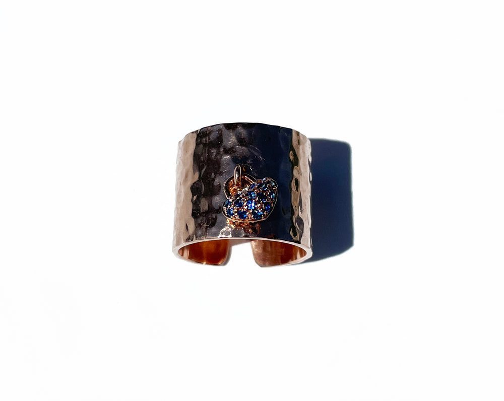 Hammered Ring With Pavé Sapphires